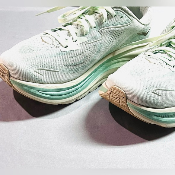 Hoka Clifton 10 Women's Running Shoes 9D - Picture 8 of 10